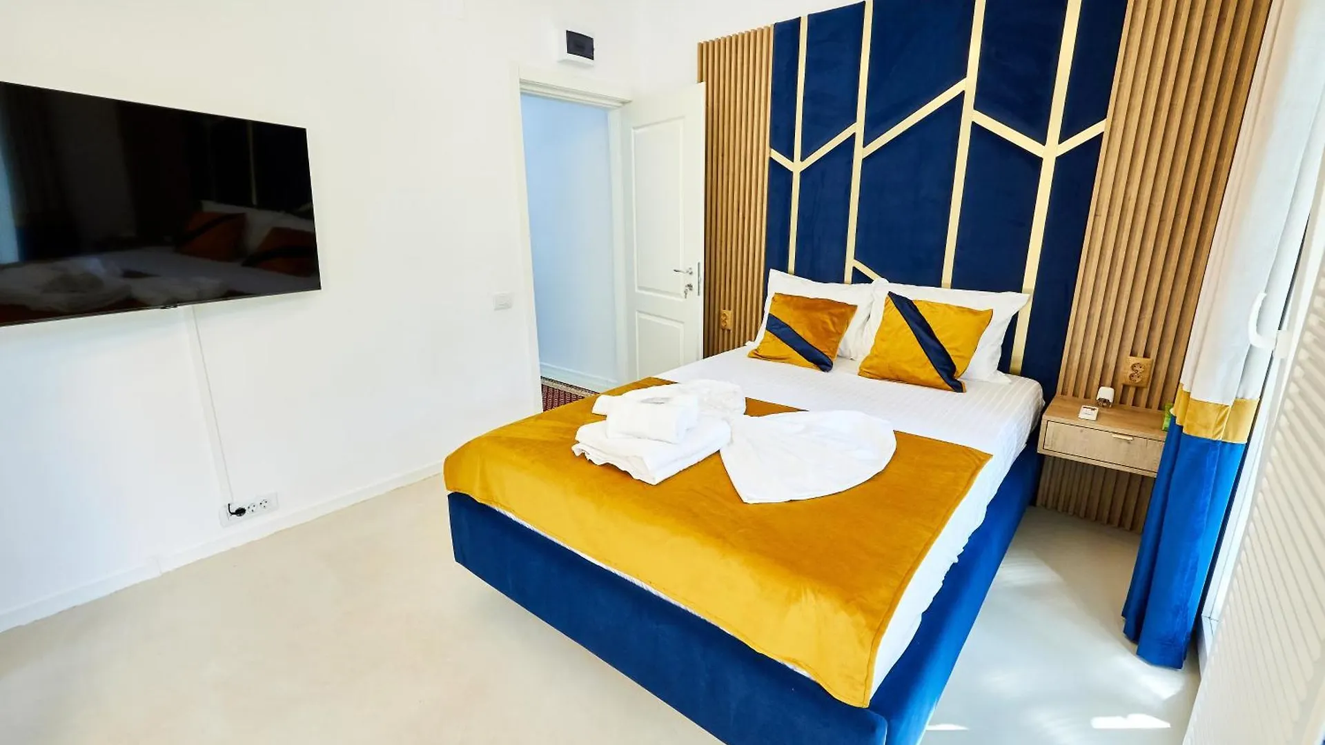 ***  Carol Park View Hotel Bucureşti România