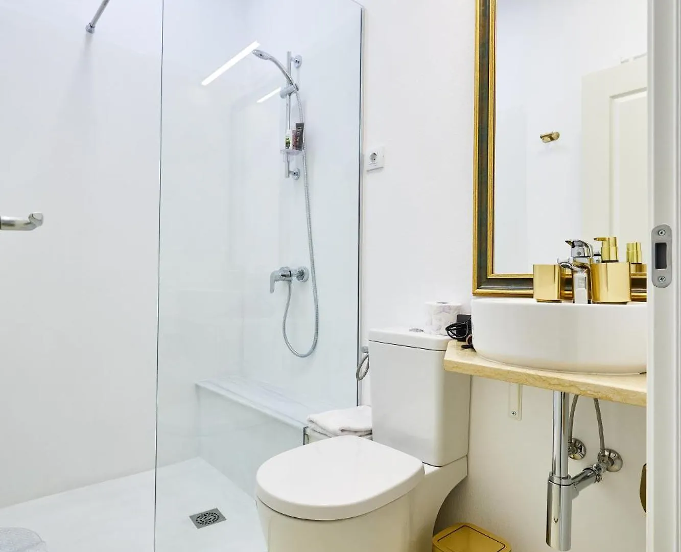 Carol Park View Hotel Bucureşti România