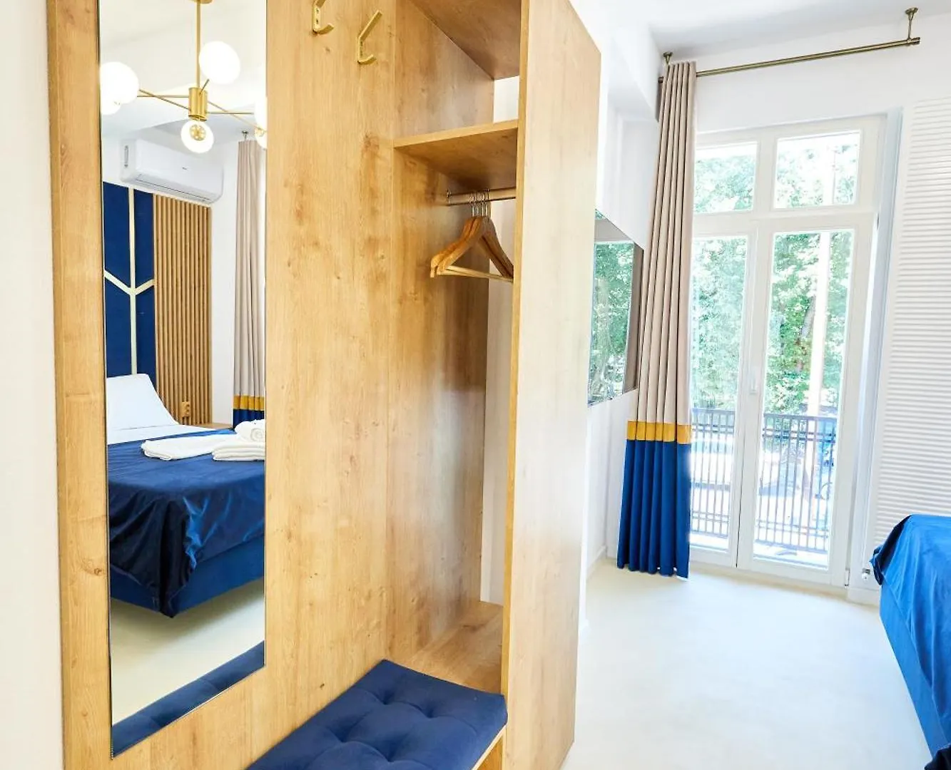 Carol Park View Hotel Bucureşti