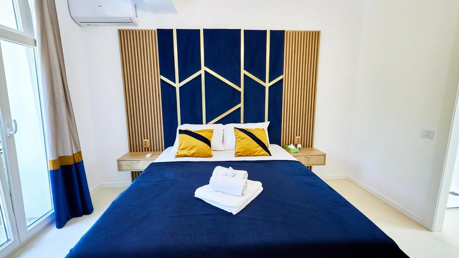 ***  Carol Park View Hotel Bucureşti România