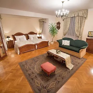 rezervați aici